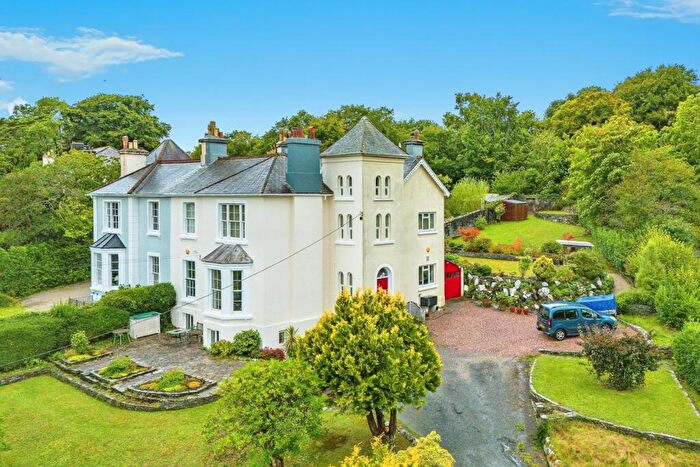 5 Bedroom Semi-Detached House For Sale In Watts Road, Tavistock, Devon, PL19