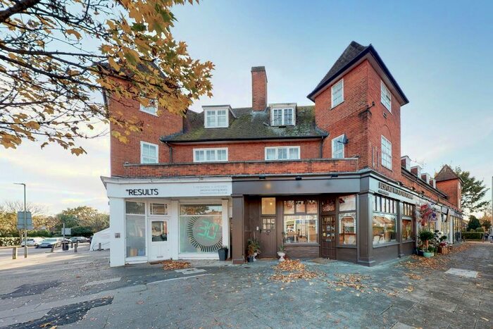 3 Bedroom Flat To Rent In Market Place, Falloden Way, Hampstead Garden Suburb NW11