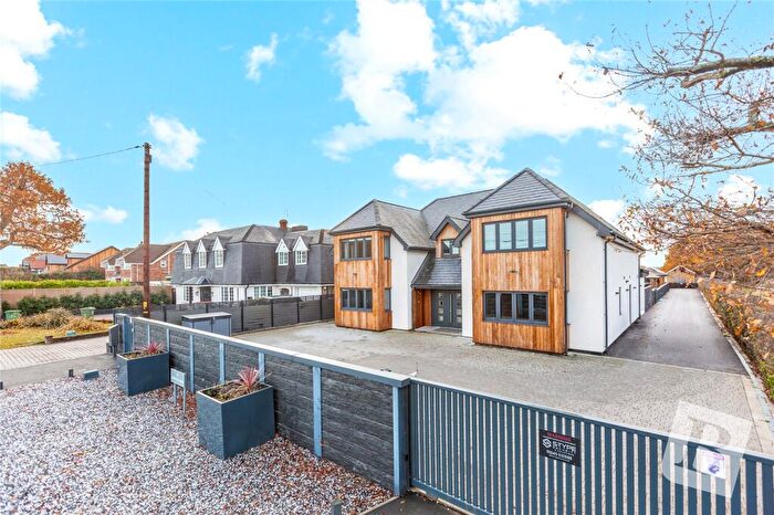 4 Bedroom Detached House For Sale In Church Road, Ramsden Bellhouse, Billericay, Essex, CM11