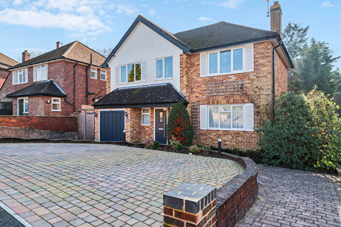 4 Bedroom Detached House For Sale In Wheatley Way, Chalfont St Peter, SL9