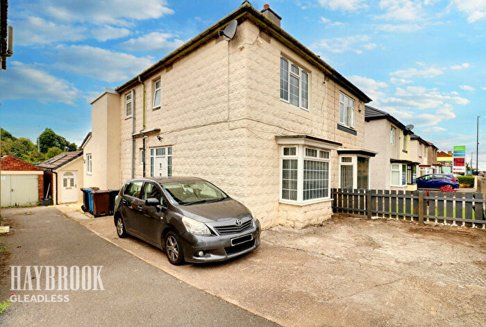 3 Bedroom Semi-Detached House For Sale In City Road, Sheffield, S2