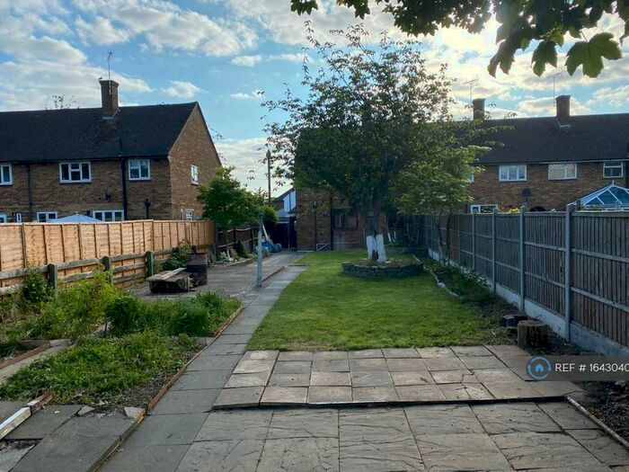 3 Bedroom End Of Terrace House To Rent In Foyle Drive, South Ockendon, RM15