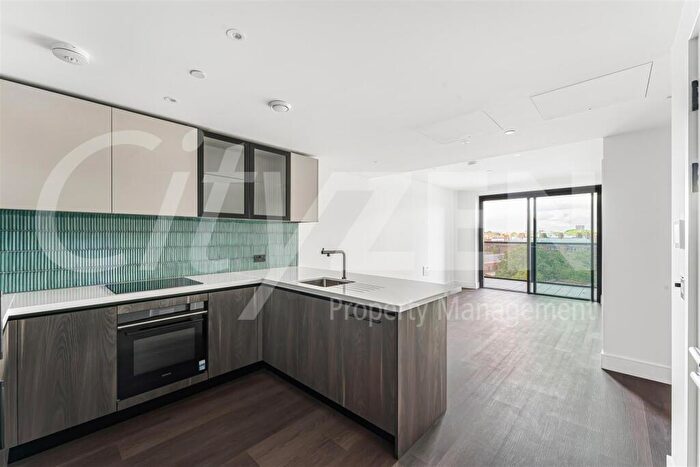 1 Bedroom Flat To Rent In Marian Place, London, E2