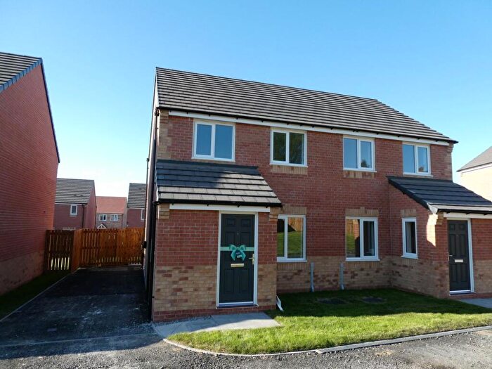 3 Bedroom Semi-Detached House To Rent In Wright Drive, Bircotes, DN11