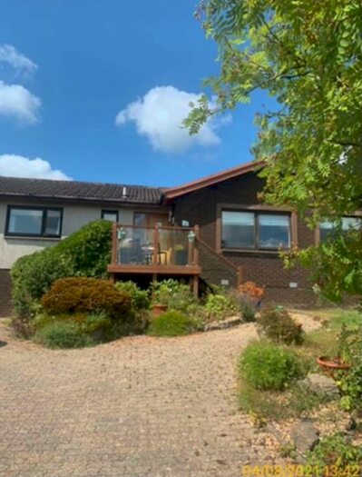 4 Bedroom Bungalow To Rent In Crawfurds View, Lochwinnoch, Renfrewshire, PA12