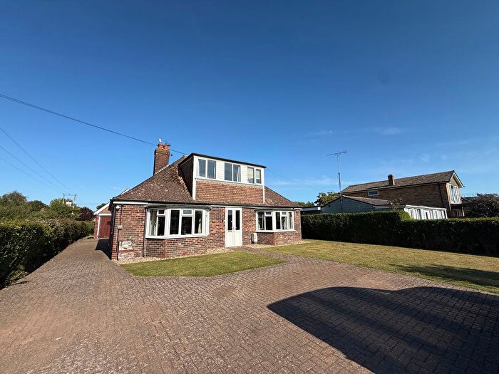 4 Bedroom Detached House For Sale In Sea Road, Winchelsea Beach, TN36
