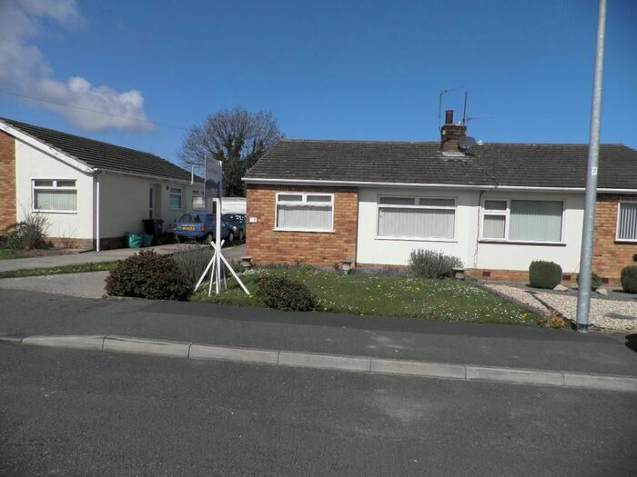 2 Bedroom Semi Detached Bungalow To Rent In 37 Lon Garnedd, Abergele LL22