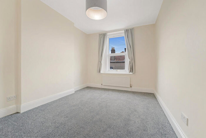 2 Bedroom Flat For Sale In Locking Road, BS23