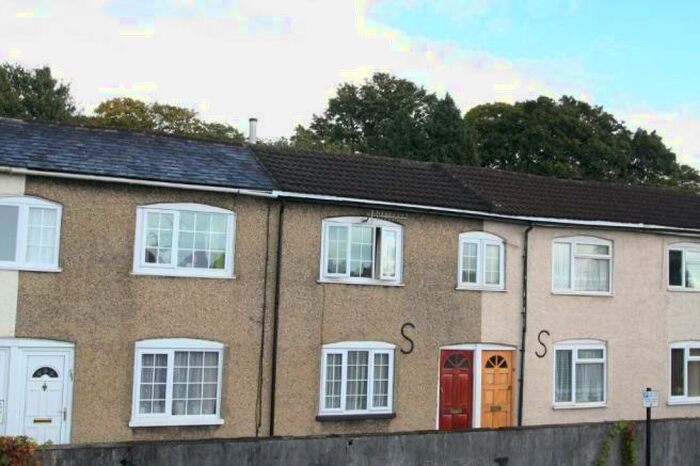 2 Bedroom Terraced House To Rent In Rampart Road, Salisbury, Wiltshire, SP1