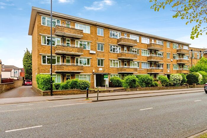 1 Bedroom Flat For Sale In The Avenue, Southampton, Hampshire, SO17
