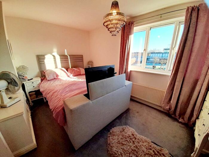 4 Bedroom Detached House For Sale In Oak Tree Avenue, Gainsborough, DN21