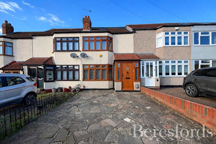 3 Bedroom Terraced House For Sale In Norman Road, Hornchurch, RM11