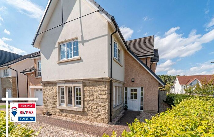 5 Bedroom Detached House For Sale In West Cairn View, Murieston, Livingston, EH54