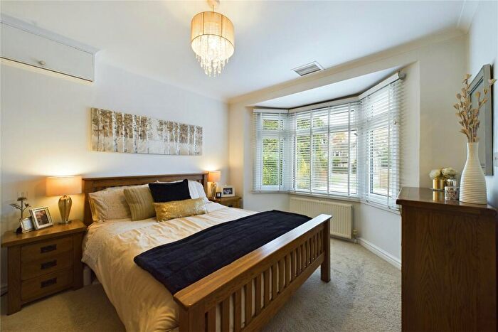5 Bedroom Detached House For Sale In Reading Road, Winnersh, Wokingham, Berkshire, RG41