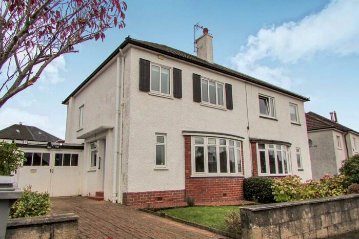 3 Bedroom Property To Rent In Eddington Drive, Newton Mearns, Glasgow G77