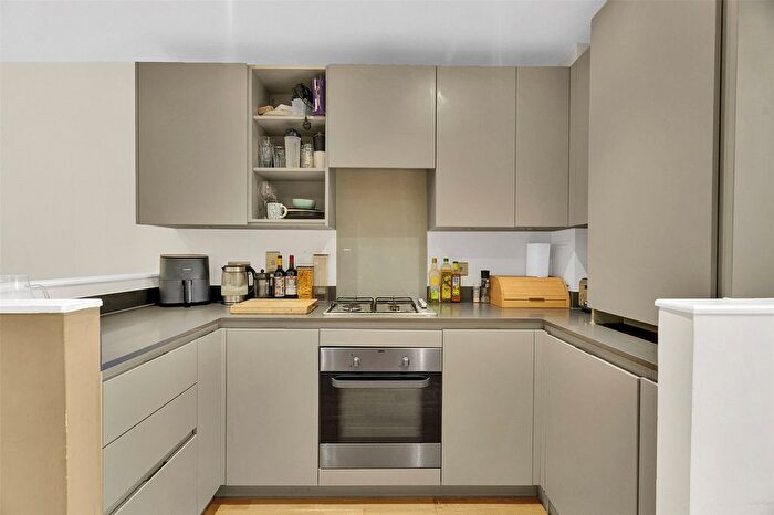2 Bedroom Flat For Sale In Bristol Avenue, London, NW9
