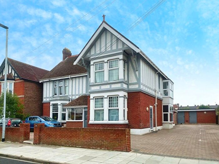 1 Bedroom Apartment To Rent In Stubbington Avenue, PO2