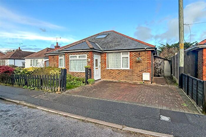 2 Bedroom Bungalow For Sale In Gladonian Road, Wick, Littlehampton, West Sussex, BN17