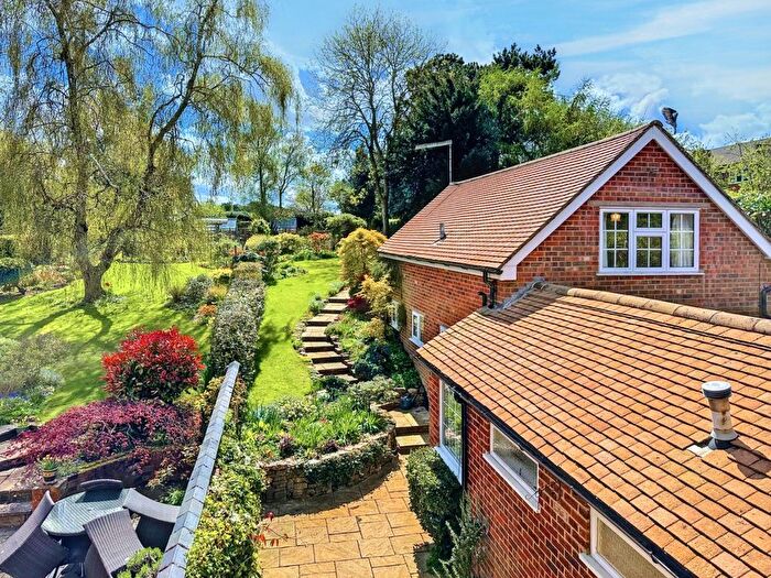 5 Bedroom Semi-Detached House For Sale In Main Street, East Haddon, NN6