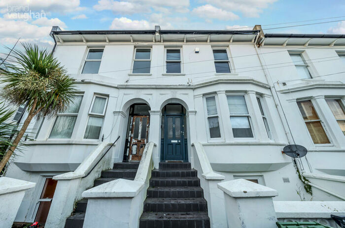 3 Bedroom Terraced House To Rent In Princes Terrace, Brighton, East Sussex, BN2