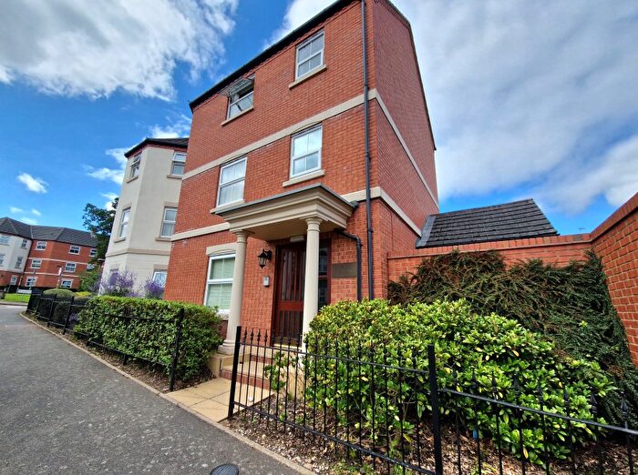 2 Bedroom Flat To Rent In Trostrey Road, Birmingham, B30