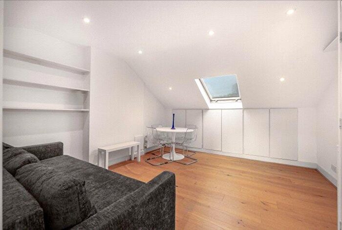 1 Bedroom Flat To Rent In Elsworthy Road, Primrose Hill, NW3