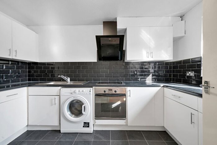 2 Bedroom Flat For Sale In Orchid Close, Abridge, Romford, RM4
