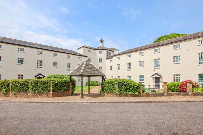 1 Bedroom Flat To Rent In Collett Road, Ware, SG12