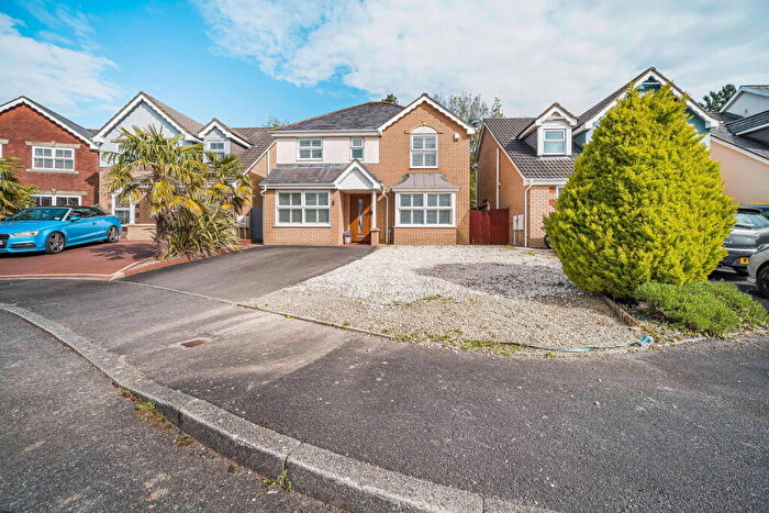 4 Bedroom Detached House For Sale In Pant Y Fedwen, Bridgend, CF31