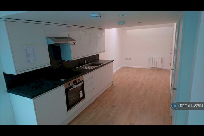 1 Bedroom Terraced House To Rent In Barking Road, London, E13