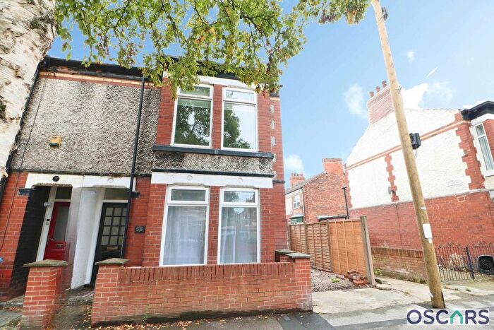 3 Bedroom Terraced House For Sale In Goddard Avenue, Hull, HU5