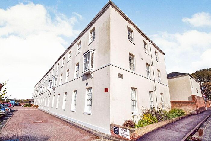 2 Bedroom Apartment For Sale In Wellington Court, Weymouth, DT4