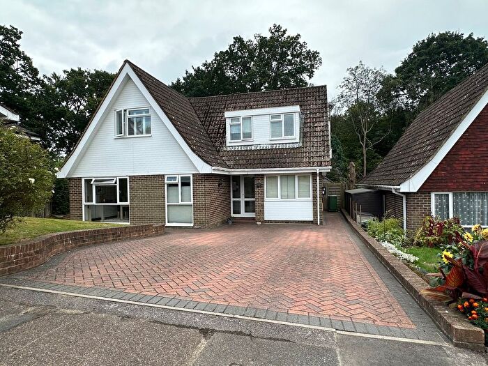 4 Bedroom Detached House For Sale In The Ridings, Bexhill-On-Sea, TN39