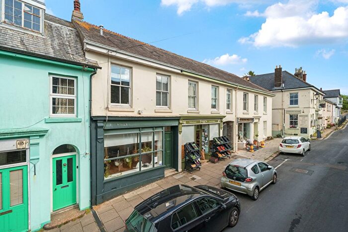 2 Bedroom Retail Property For Sale In Station Road, South Brent, TQ10
