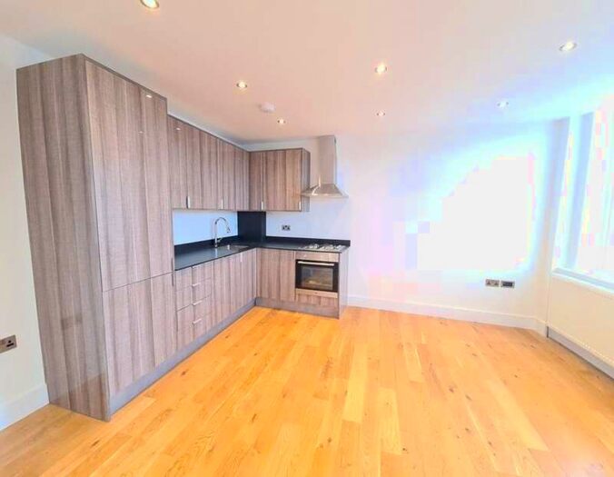 1 Bedroom Property To Rent In High Street South 11 High Street South, LU6