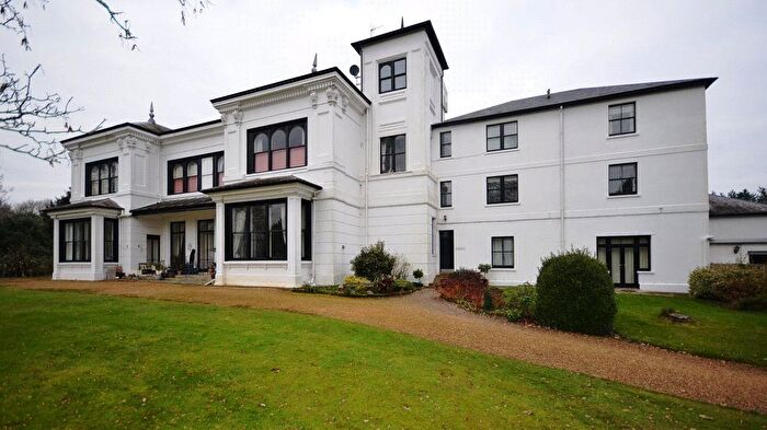 3 Bedroom Flat To Rent In Sandhurst Lodge, Wokingham Road, Crowthorne, RG45