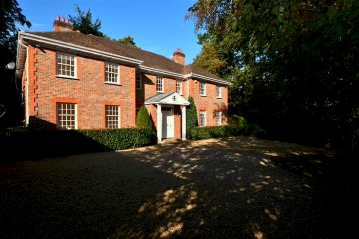 5 Bedroom Property To Rent In Burleigh Road, Ascot SL5