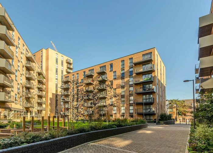 2 Bedroom Flat To Rent In Lyon Road, Harrow, HA1