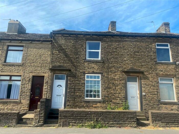 2 Bedroom Terraced House To Rent In Bank Top, Southowram, Halifax, West Yorkshire, HX3