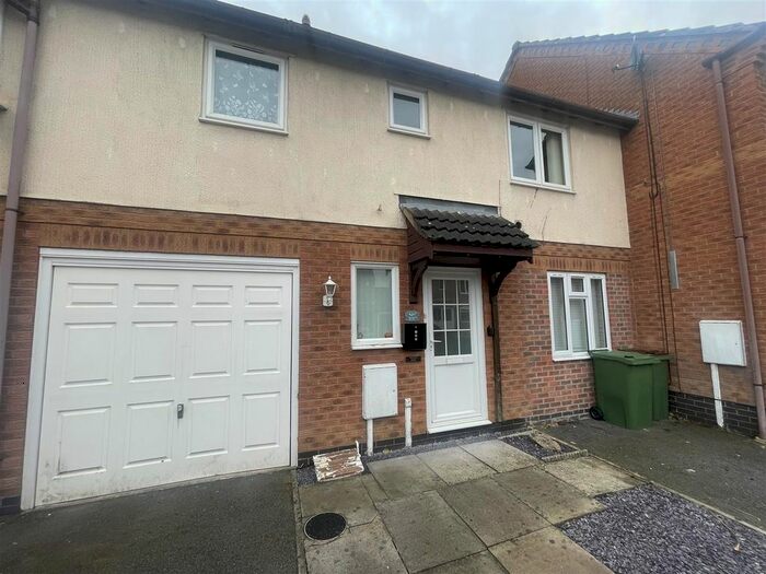 2 Bedroom Town House To Rent In Broadfield Way, Countesthorpe, Leicester, LE8