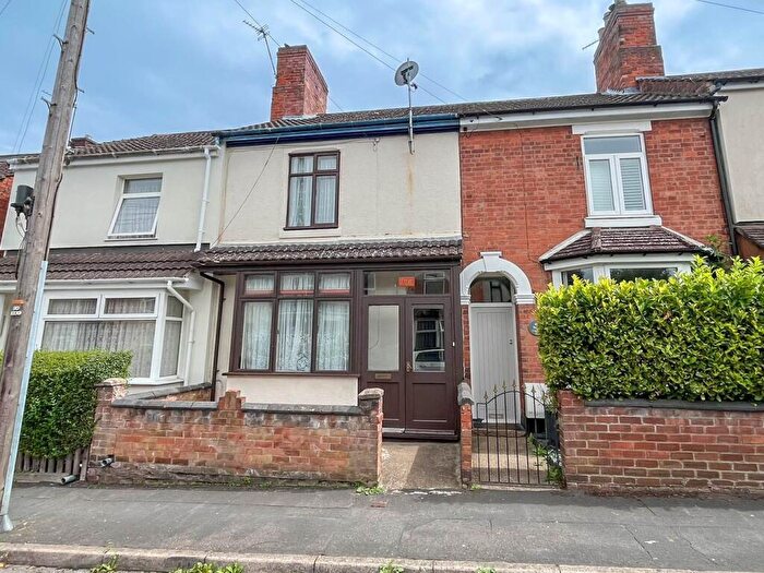 3 Bedroom Terraced House For Sale In Oxford Street, Rugby, CV21