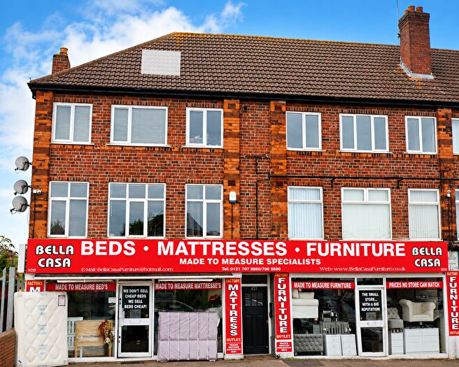 2 Bedroom Flat For Sale In Warwick Road, Birmingham, B11