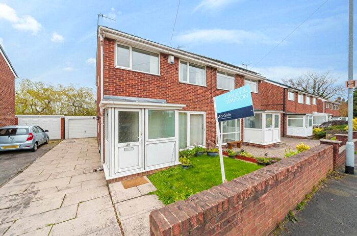 3 Bedroom Semi-Detached House To Rent In Swinnow Green, Pudsey, West Yorkshire, LS28