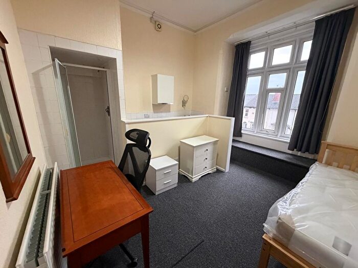 1 Bedroom Flat To Rent In Carholme Road, Lincoln, LN1