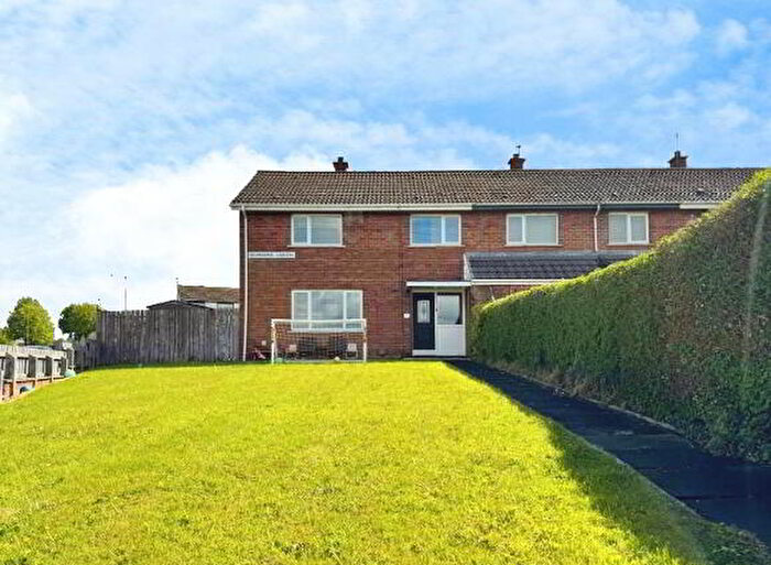 4 Bedroom End Of Terrace House For Sale In Drumnamoe Gardens, Craigavon, BT67