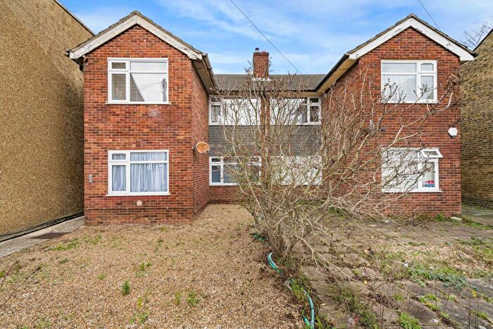2 Bedroom Maisonette For Sale In Dartford Road, Dartford, DA1
