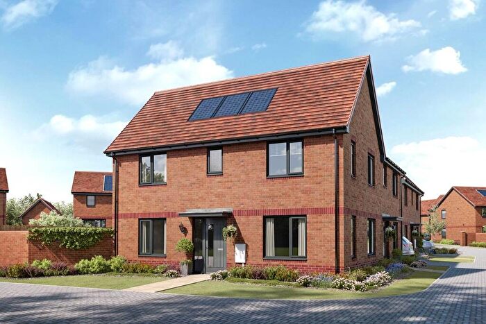 3 Bedroom Semi-Detached House For Sale In New Road Hellingly Hailsham, BN27