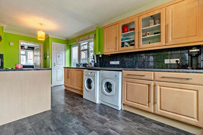 2 Bedroom Bungalow For Sale In Tithe Avenue, Beck Row, Bury St Edmunds, IP28