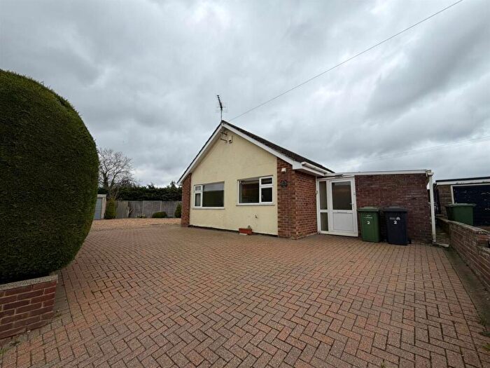 2 Bedroom Detached Bungalow For Sale In Hall Farm Gardens, East Winch, King's Lynn, PE32