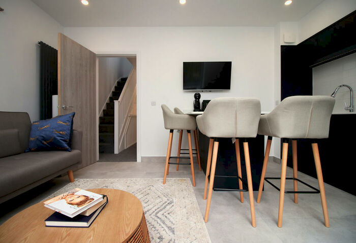 3 Bedroom Serviced Apartments To Rent In Apartment B, Whitchurch Road, Caerdydd, Cardiff, CF14